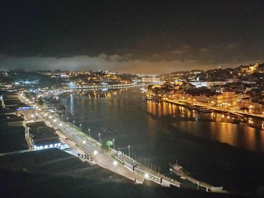 Apartamento Loft In The Historic Center Of Oporto Downtown Exterior foto